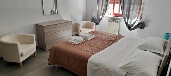 Na fotografii je vidět objekt San Paolo Guest House nacházející se ve městě Neapol.