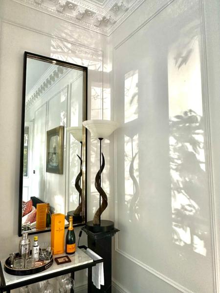 Fotografia 2: Palatial, Elegant 1000sqft Home - Central London