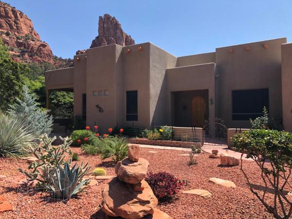 Na zdjęciu widoczny jest obiekt Sedona Quail Haven położony w mieście Sedona.