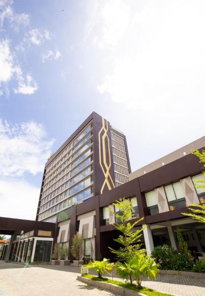 写真にはPim市にあるHotel Suni Abepuraが写っています。