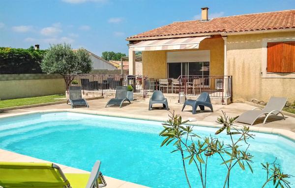 3 Bedroom Gorgeous Home In Montfrin - Beaucaire