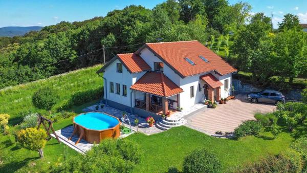 Na foto é possível ver o objeto Ferienhaus Sofija localizado na cidade de Vrtlinovec.