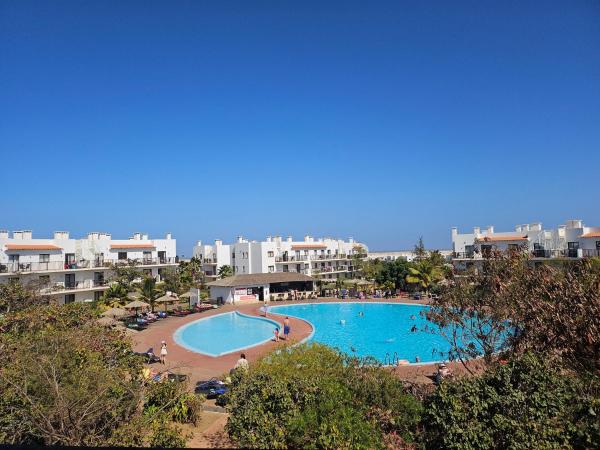 Privat Apartment with Pool View!, Santa Maria