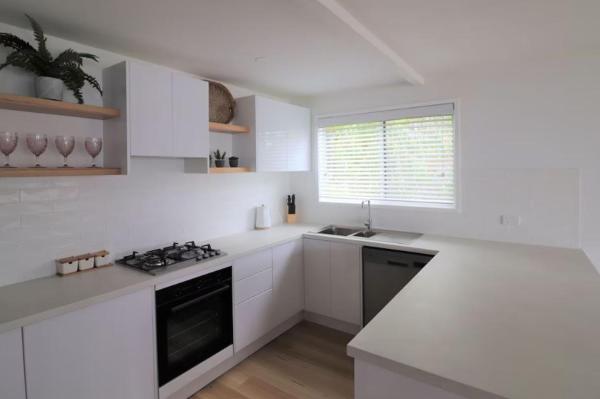 A la foto es mostra l'objecte 48 Karbeethong Avenue situat a la ciutat de Mallacoota.