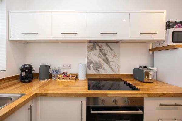 Foto 2: Host & Stay - Downland Studio