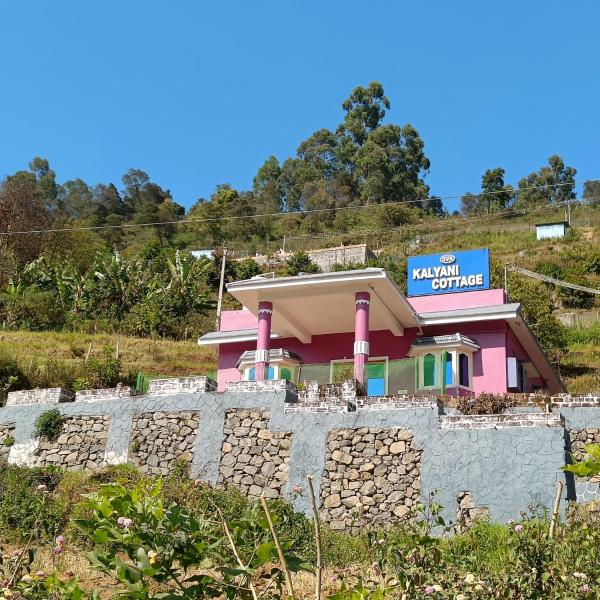 A la foto es mostra l'objecte Kalyani Cottage situat a la ciutat de Kodaikānāl.