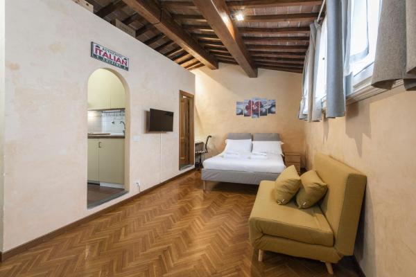 Sweet Nest By MMega, Florence