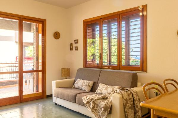 Na fotografii je vidět objekt Ferienwohnung In Letojanni Mit Terrasse Und Garten nacházející se ve městě Letojanni.