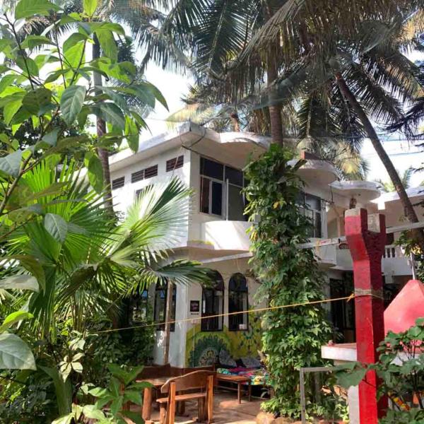 På billedet ses objektet Vailankanni Guest House beliggende i byen Arambol.