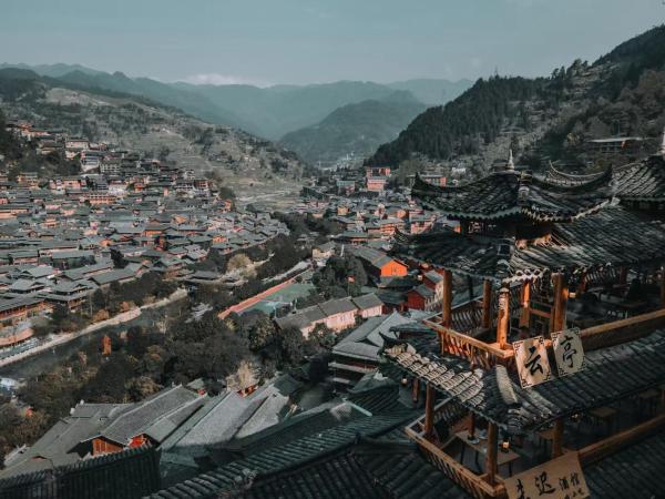 Foto 5: 西江云亭轻奢全景民宿千户苗寨观景台店