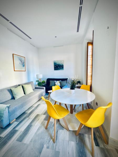 Amplio Y Luminoso Apartamento Plz De La Merced - Málaga, España
