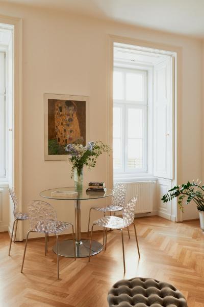 Foto 6: Spacious & Elegant, ideal location