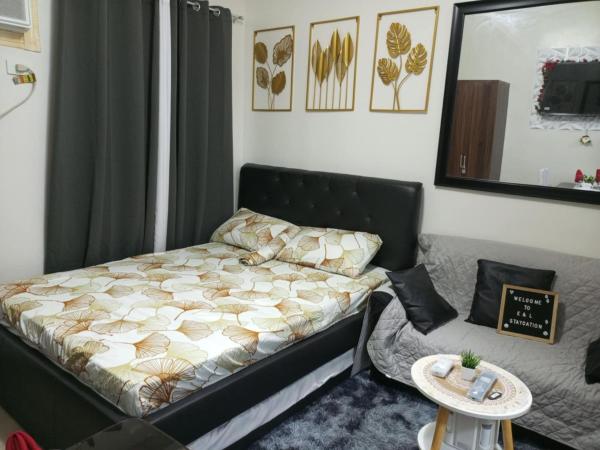 Zdjęcie 2: E & L Staycation at Trees Residences