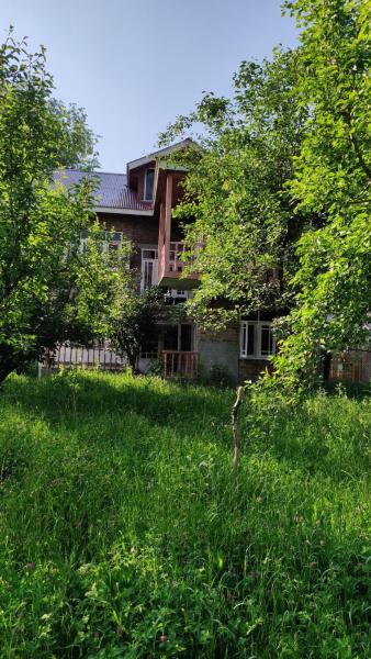 På billedet ses objektet Nirvana Stays beliggende i byen Mujhpathar.