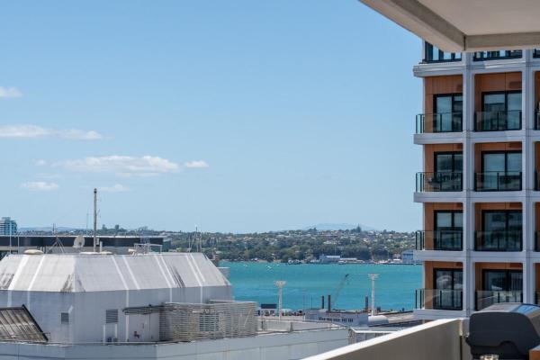 Foto 7: Sunset Studio at Eden Crescent