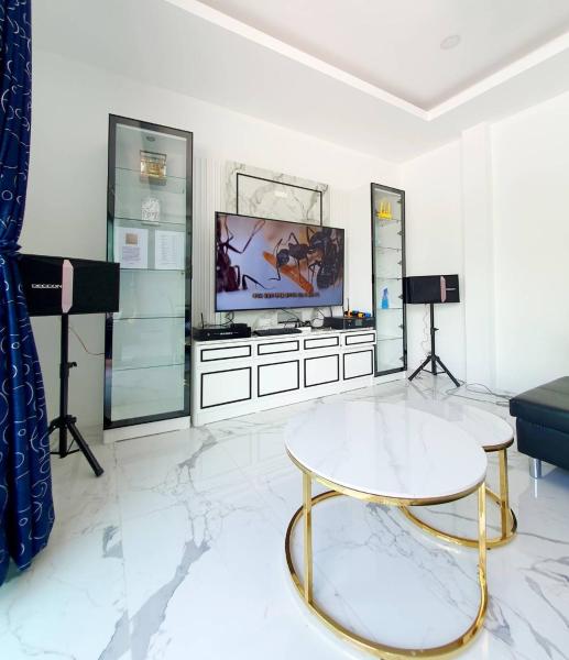 Utchara Villa