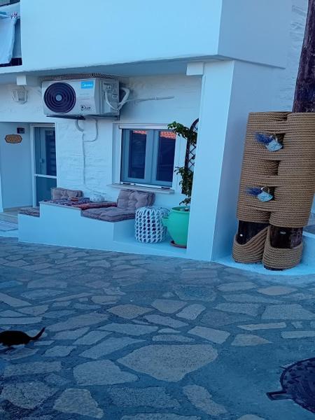 En la foto se muestra el objeto Helens Mountain House ubicado en la ciudad de Samos.