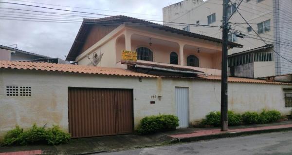 Kuvassa näkyy kohde Casa para temporada na praia do morro 5 a 8 minutos a pé, joka sijaitsee kaupungissa Guarapari.