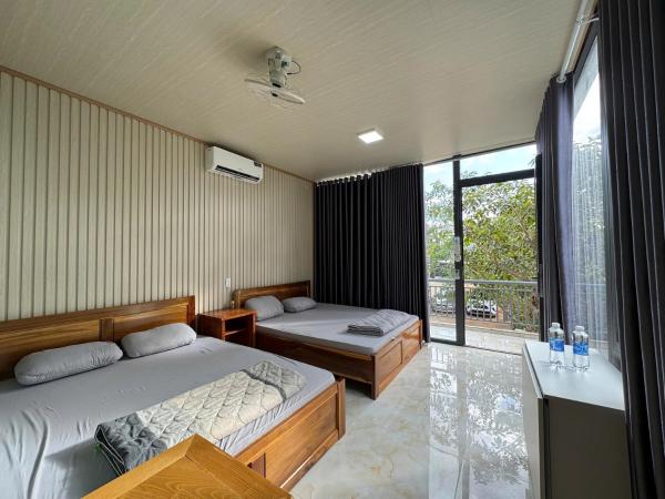 En la foto se muestra el objeto Minh Anh Homestay and Coffee Buon Ma Thuot ubicado en la ciudad de Buôn Huê.