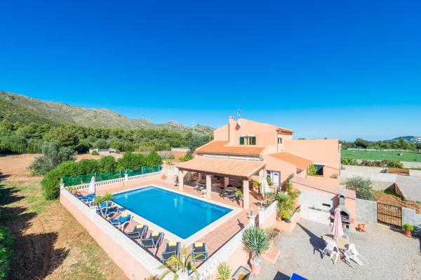 写真にはカプデペラ市にあるC071 Bona Vista by Mallorca Villa Selectionが写っています。
