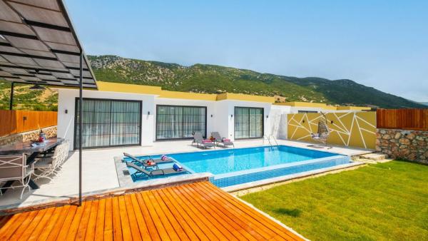 A la foto es mostra l'objecte Saribelen Village 3 Bedroom Villa 5319 situat a la ciutat de Kalkan.