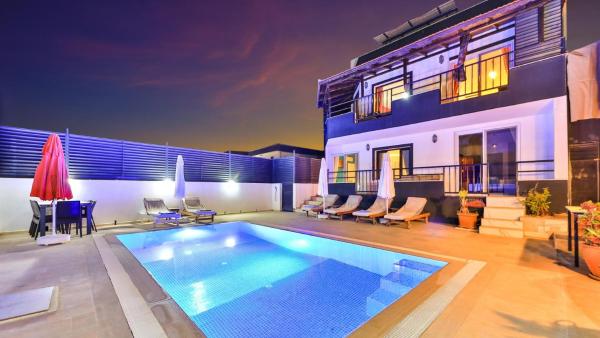 A la foto es mostra l'objecte Kalkan Akbel 3 Bedroom Villa 5468 situat a la ciutat de Kalkan.