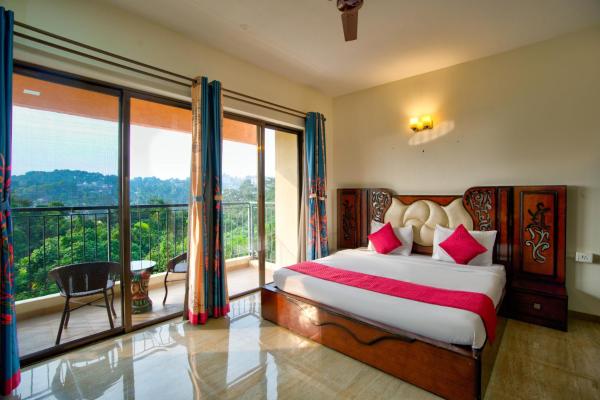 Na fotografii je vidět objekt Luxury Sea View 4BHK Villa with Private Pool nacházející se ve městě Panadží.