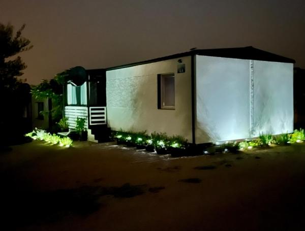 Na zdjęciu widoczny jest obiekt MARIS MOBILE HOME położony w mieście Drage.