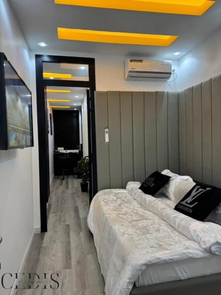 A la foto es mostra l'objecte Chambre suite cosy situat a la ciutat de Dakar.