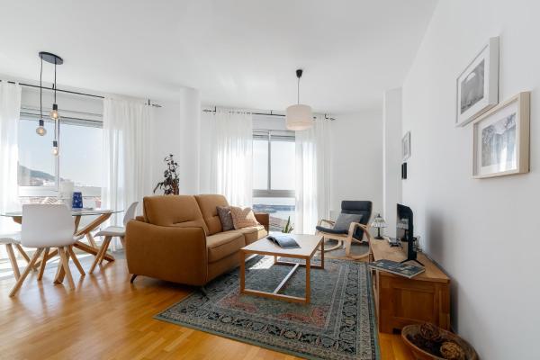 A la foto es mostra l'objecte Con parking y vistas al mar by CABANA Rentals situat a la ciutat de A Guarda.