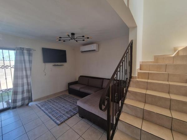 A la foto es mostra l'objecte casa lourdes situat a la ciutat de Hermosillo.
