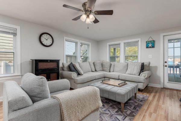 Copacabana Beach House 5 Bedrooms Downtown Ocmd - Ocean City, MD