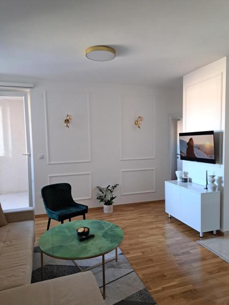 A la foto es mostra l'objecte Apartman N Pale situat a la ciutat de Pale.