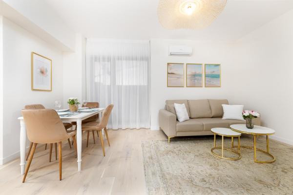 Na zdjęciu widoczny jest obiekt First Estates Apartment 2BR położony w mieście Andronache.