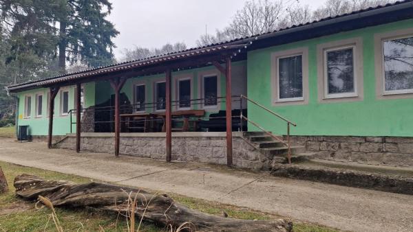 A la foto es mostra l'objecte Chata zelená situat a la ciutat de Beladice.