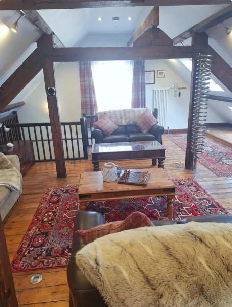 Seaside Loft Whitby Abbey Views With Parking - Robin Hood's Bay