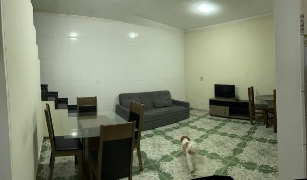 A la foto es mostra l'objecte Casa Familiar Imbaúbas situat a la ciutat de Parati.