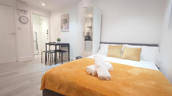 Comfort Camden Studio Apartments, London