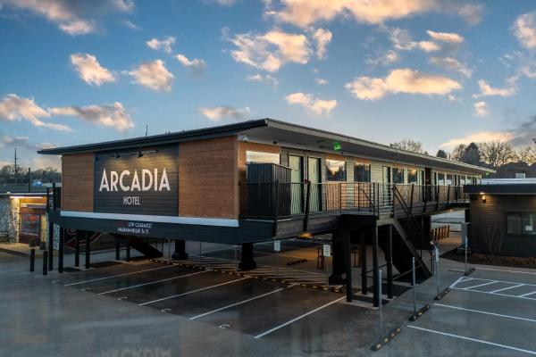 A la foto es mostra l'objecte Arcadia Hotel situat a la ciutat de Boise.