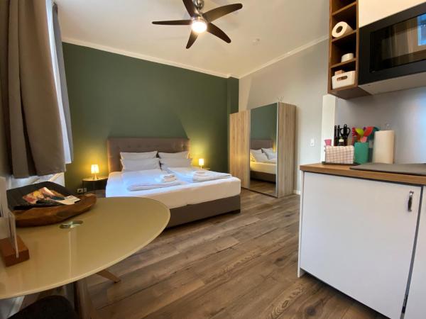 Zdjęcie 5: Amaroo - Rooms & Apartments Charlotte