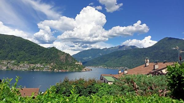 På billedet ses objektet Lugano lake paradise with SUP 5ppl beliggende i byen Brusino Arsizio.