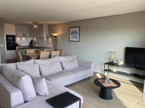 Apartment in Nieuwpoort near Sandy Beach, Ньивпорт