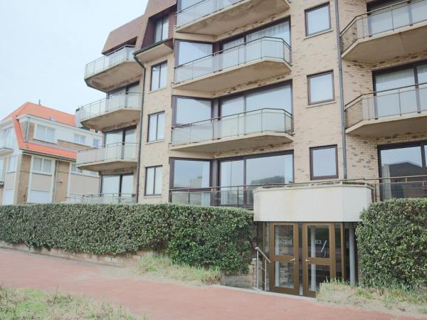 Bright & Airy Seaside Stay, Nieuport