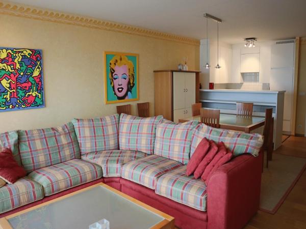 Apartment in Nieuwpoort with Ocean Views, Nieuport