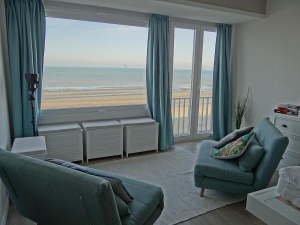 Kuva 1: Studio in Nieuwpoort with Stunning Sea View