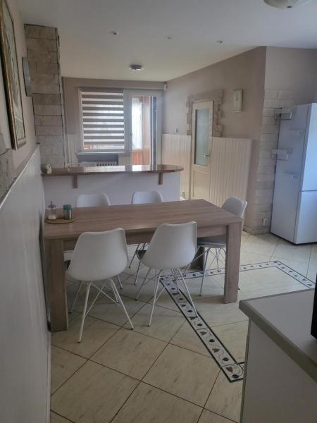 Na zdjęciu widoczny jest obiekt Apartament Bajka położony w mieście Kliczków.