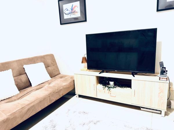 Elegant 2 Bedroom Makati Condo, Manila