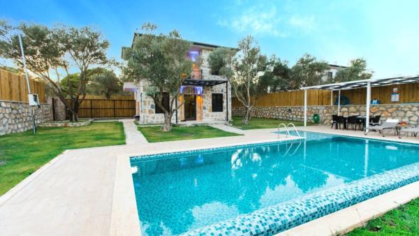 A la foto es mostra l'objecte Patara 2 Bedroom Villa 7540 situat a la ciutat de Kalkan.