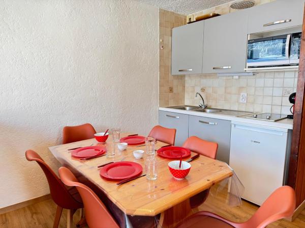 A la foto es mostra l'objecte Appartement aux Gets avec vue et animaux acceptés - FR-1-623-143 situat a la ciutat de Les Gets.