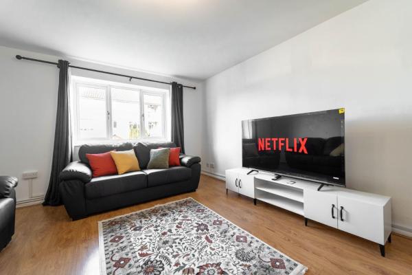 A la foto es mostra l'objecte A Prestigious 3-bed home situat a la ciutat de Rubery.